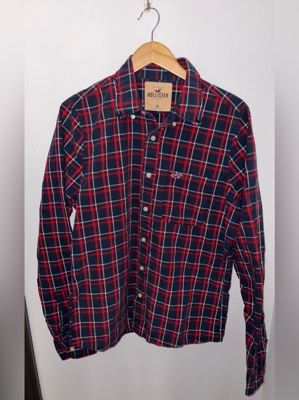 Hollister Red & Navy Plaid Long-Sleeve Button-Down Shirt